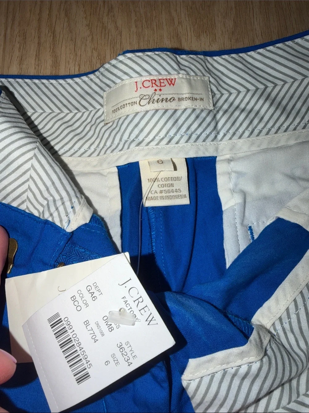 J. Crew Women's Classic Stretch Cotton chino Shorts - Royal Blue size 6 NWT